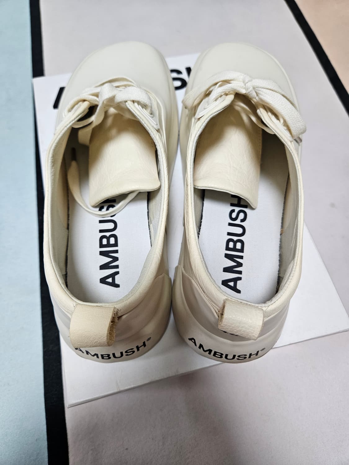 엠부쉬 벌커 나이즈드 하이브리드 레이스업 슈즈
 상품이미지6