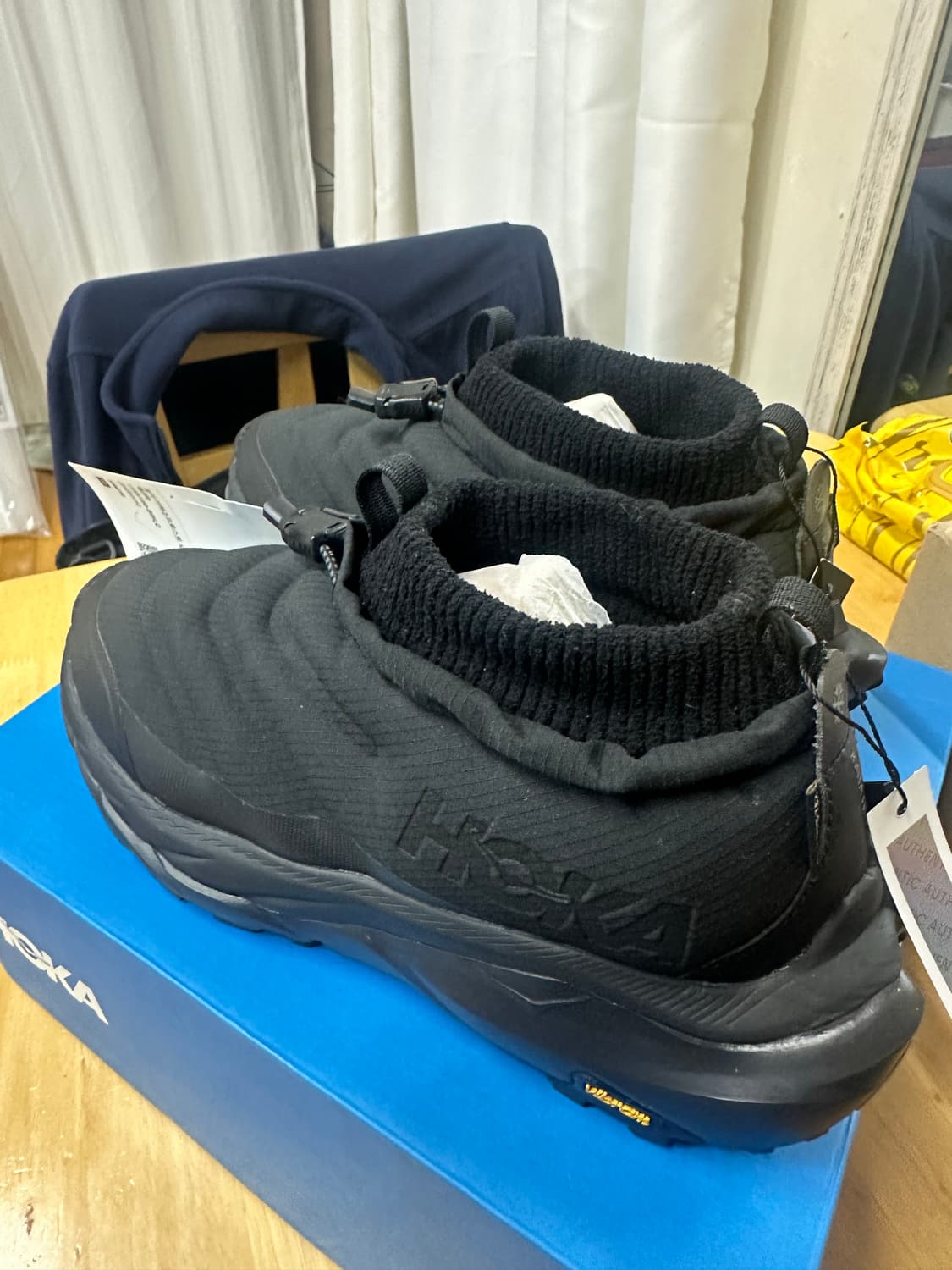 호카 방한화 상품이미지1