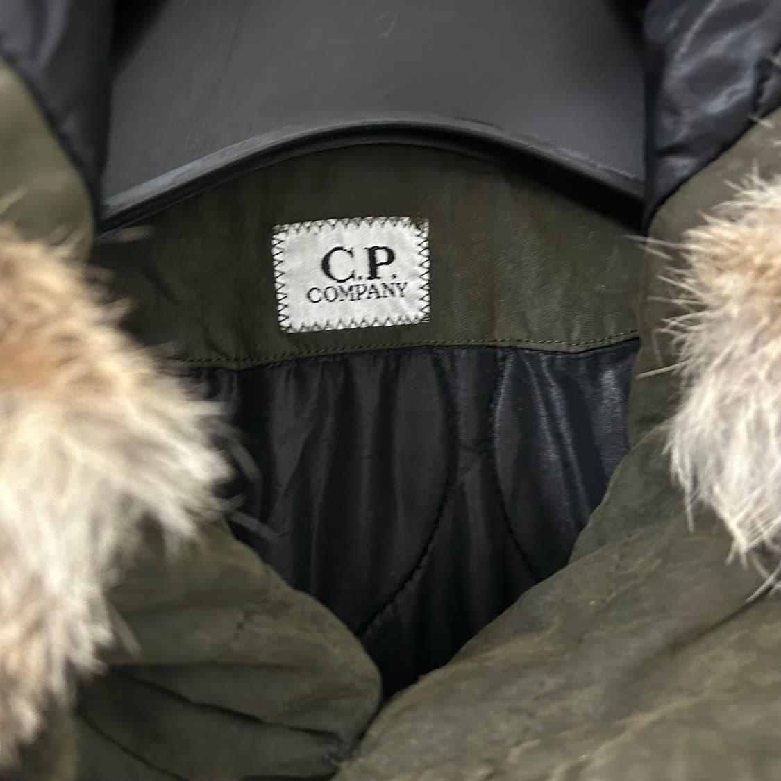 CP 컴퍼니 왁스드 나일론 개파카 야상 상품이미지7