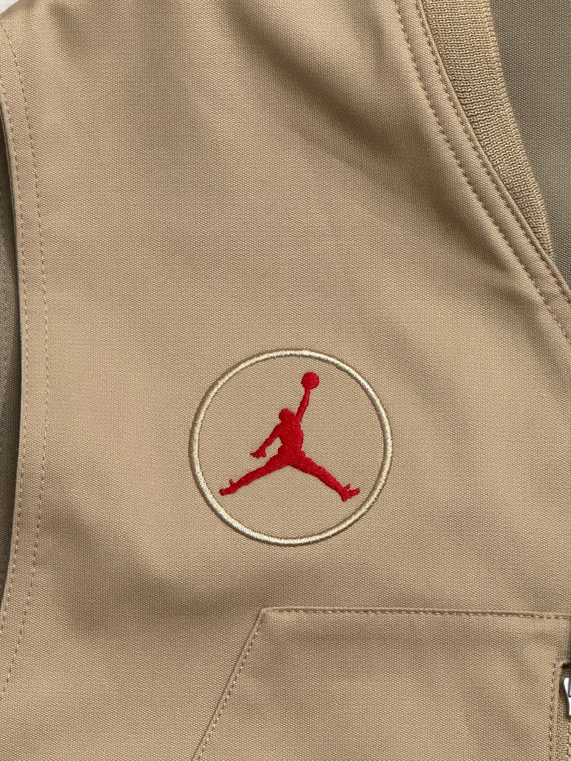 조던 x 트래비스 스캇 콜라보 유틸리티 베스트 3XL 상품이미지3