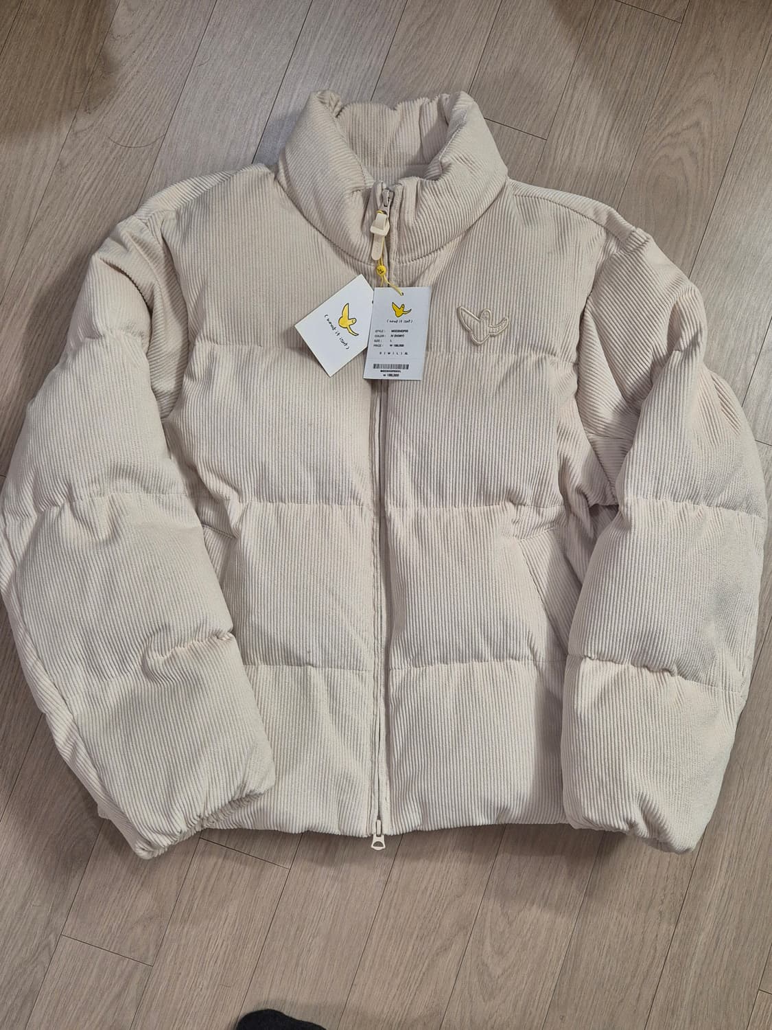 와릿이즌 코듀로이 푸퍼 패딩 상품이미지1