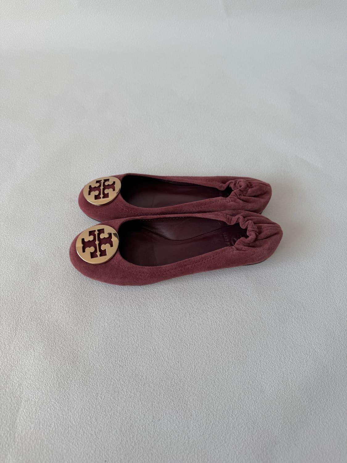 [7M, 240]토리버치(TORY BURCH) 스웨이드 플랫슈즈 상품이미지1