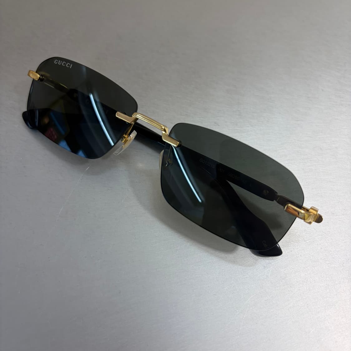 구찌 GG1221S 001 골드 무테 스퀘어 선글라스 상품이미지3