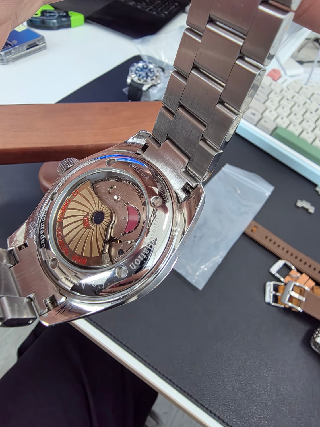 씨마스터 스타일 오토매틱 시계 상품이미지5