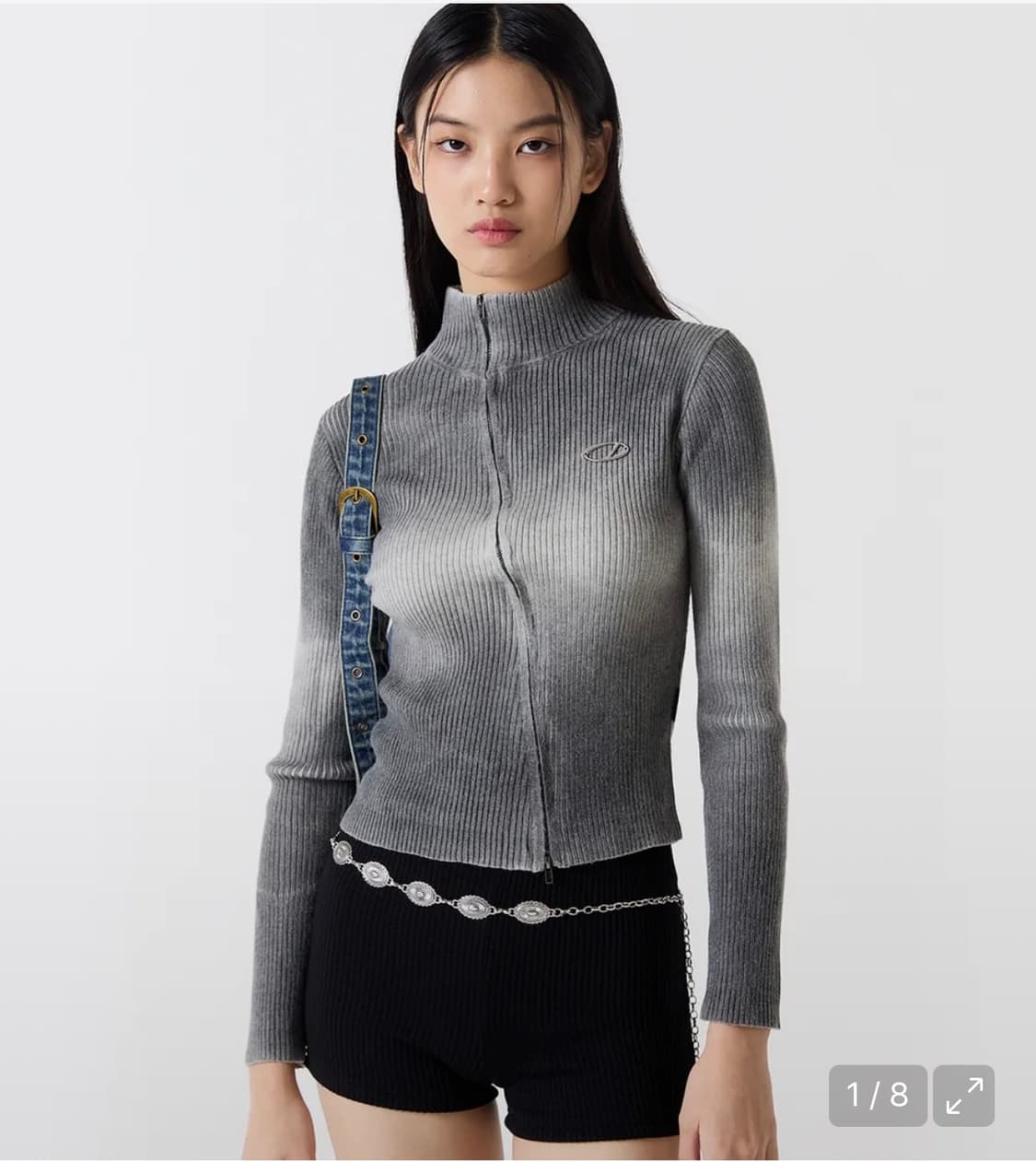 오드스튜디오 사선 그라데이션 니트 집업 상품이미지1