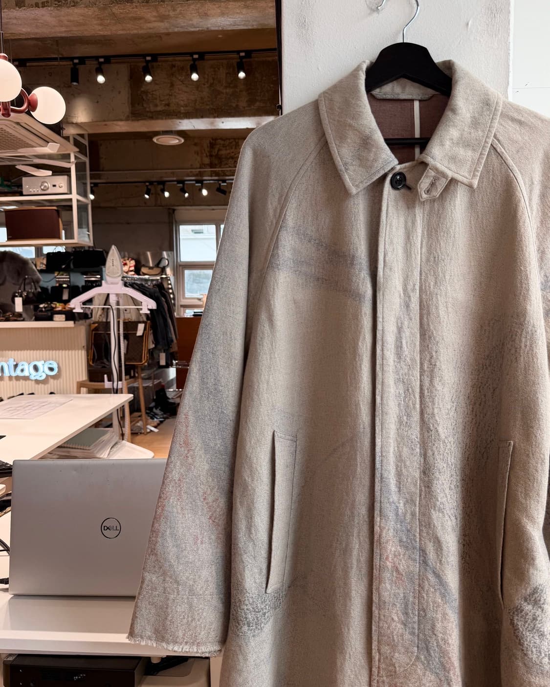 요크 베이지 자카드 볼 칼라 코트 상품이미지4