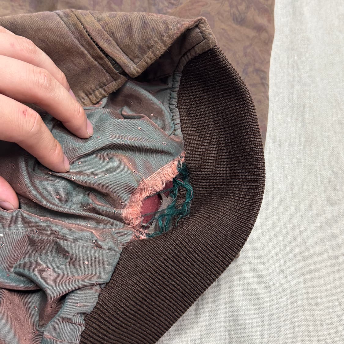 입생로랑 빈티지 브라운 패턴 봄버 블루종 105 상품이미지8