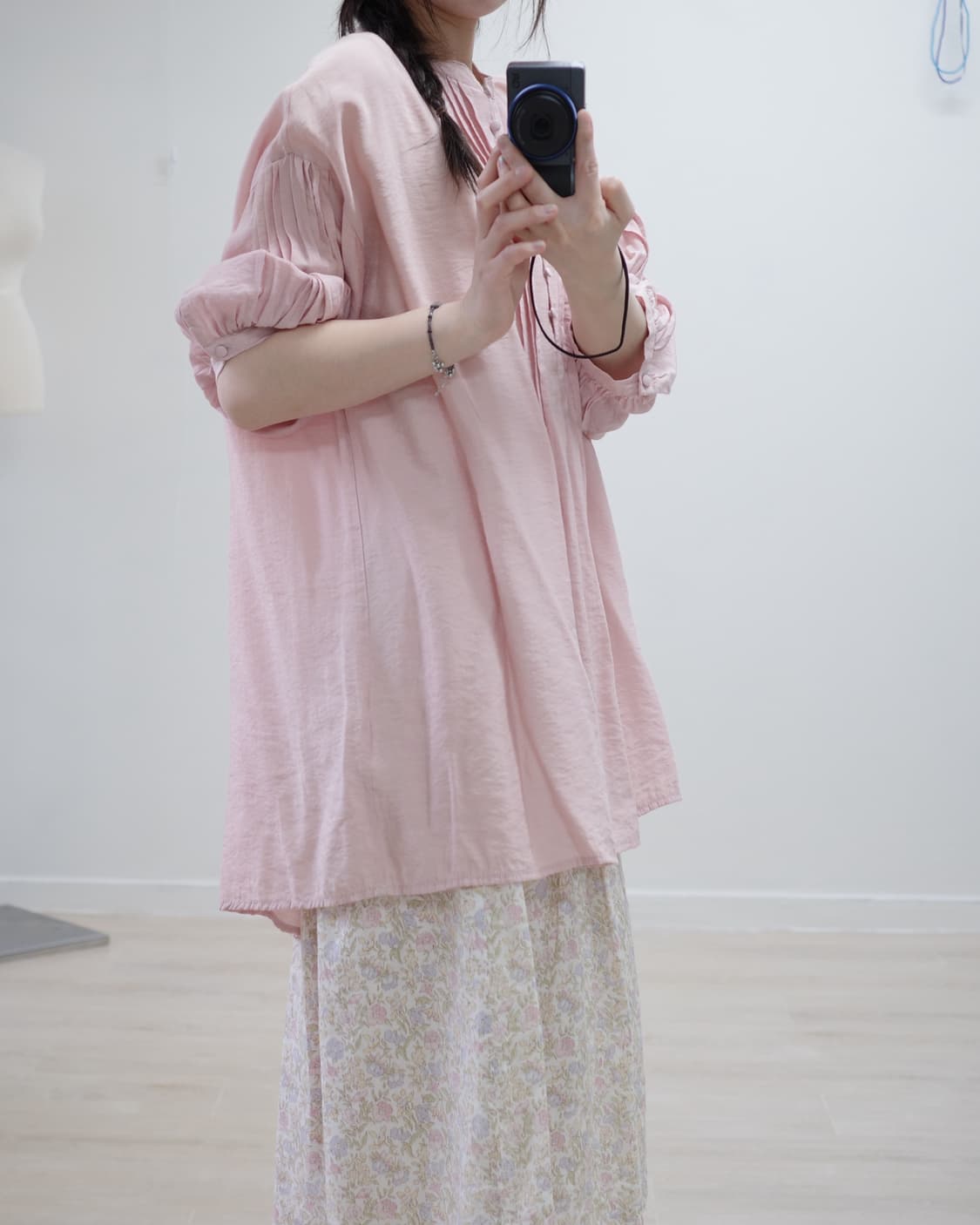  Light pink pleats blouse 상품이미지3