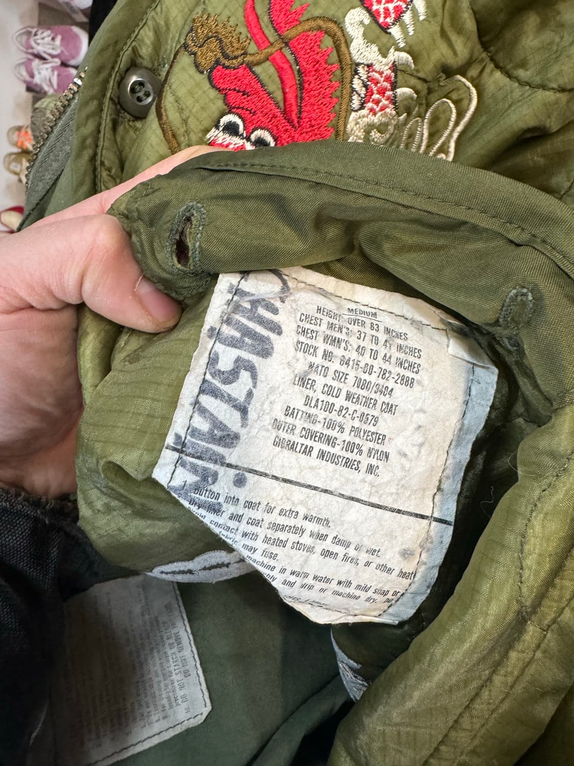 70s 미군 오리지널 m65 필드 자켓 3세대 내피 스카쟌 자수 상품이미지4