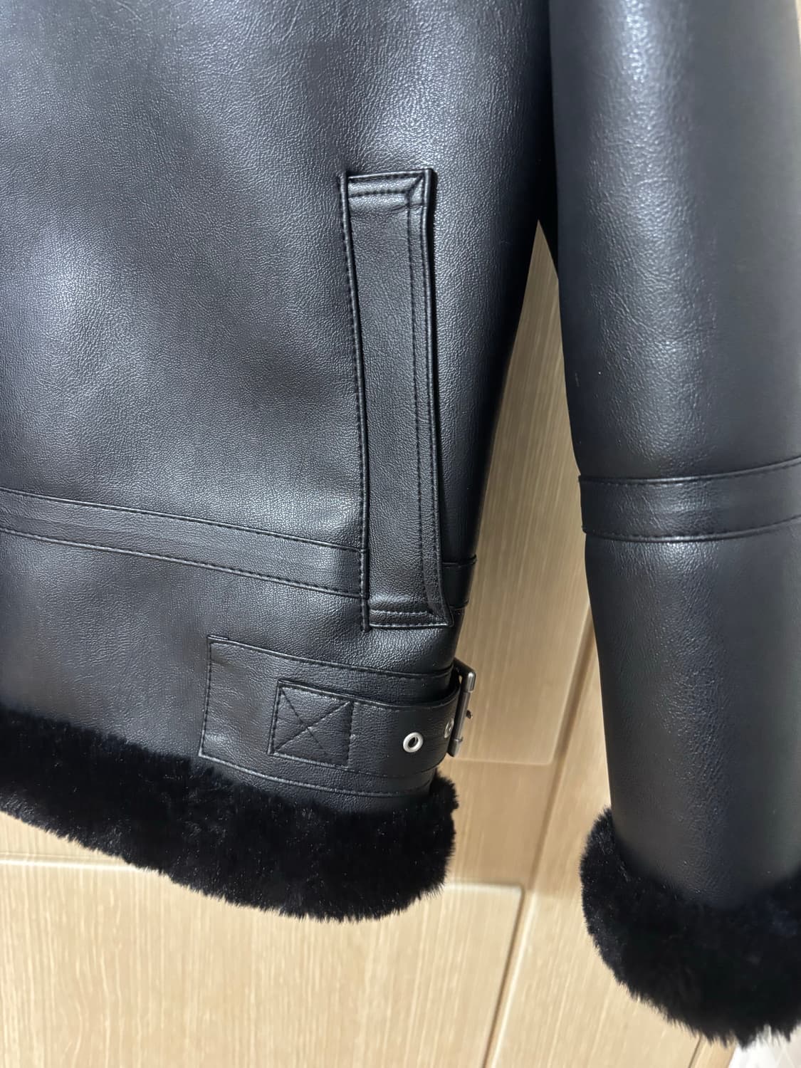 도프제이슨  블랙 무스탕 퍼 자켓 상품이미지6