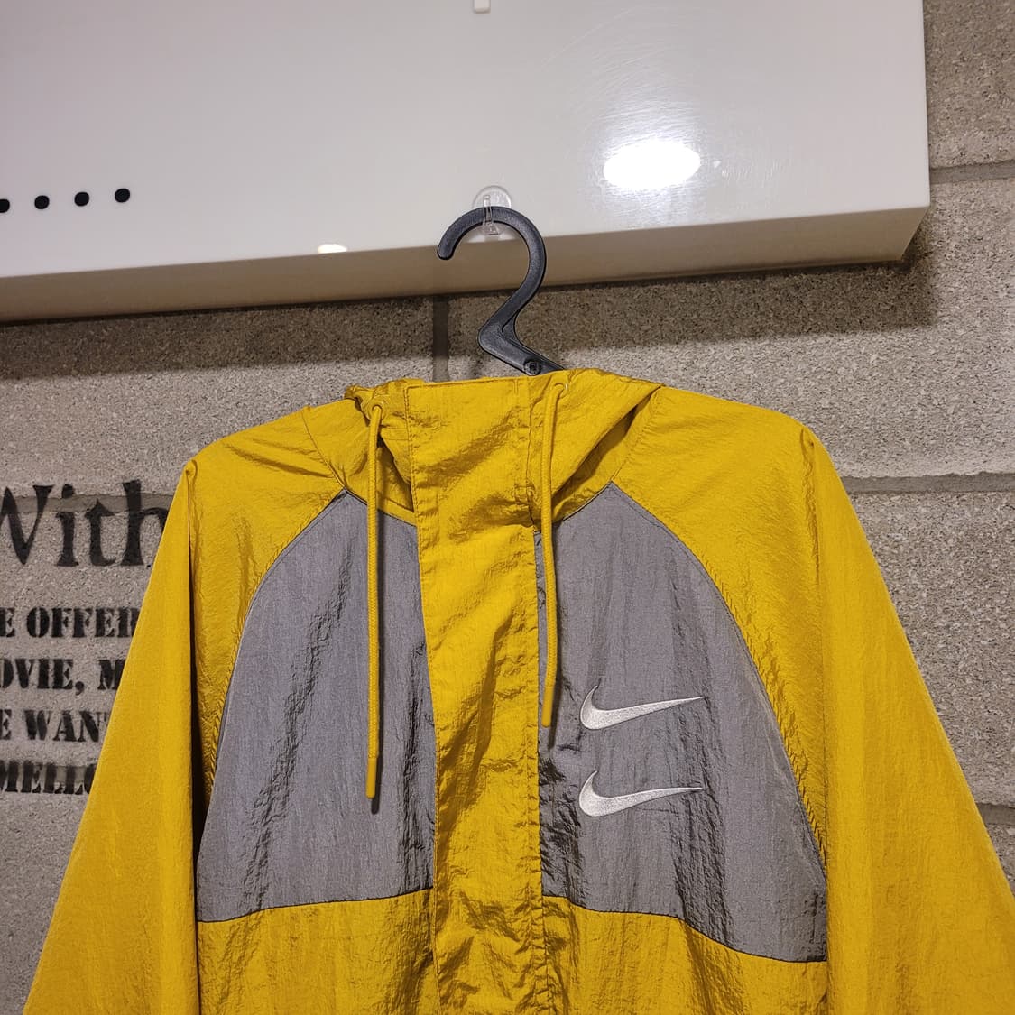 나이키 더블스우시 바람막이 L 상품이미지5