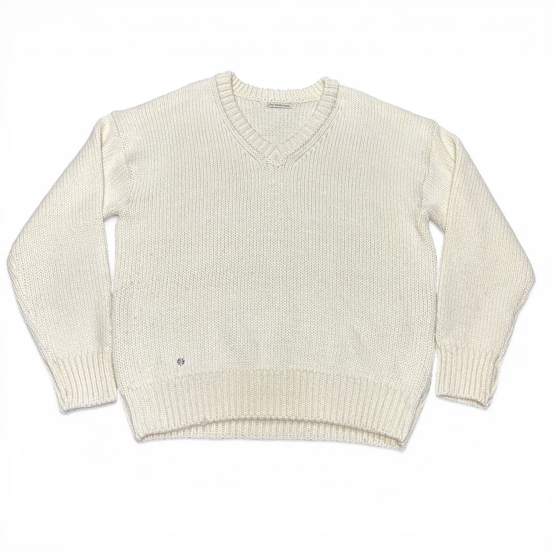 FREE 위메농 OUI MAIS NON 아이보리 로웰 알파카 브이넥 니트 상품이미지1