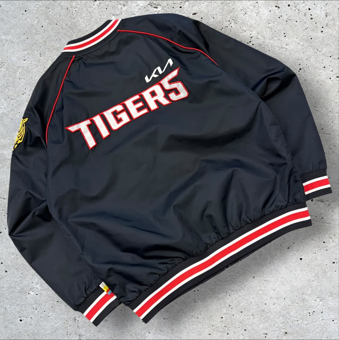 [M] 아이앱스튜디오 기아 타이거즈 야구 점퍼 바시티 자켓 D443 상품이미지2