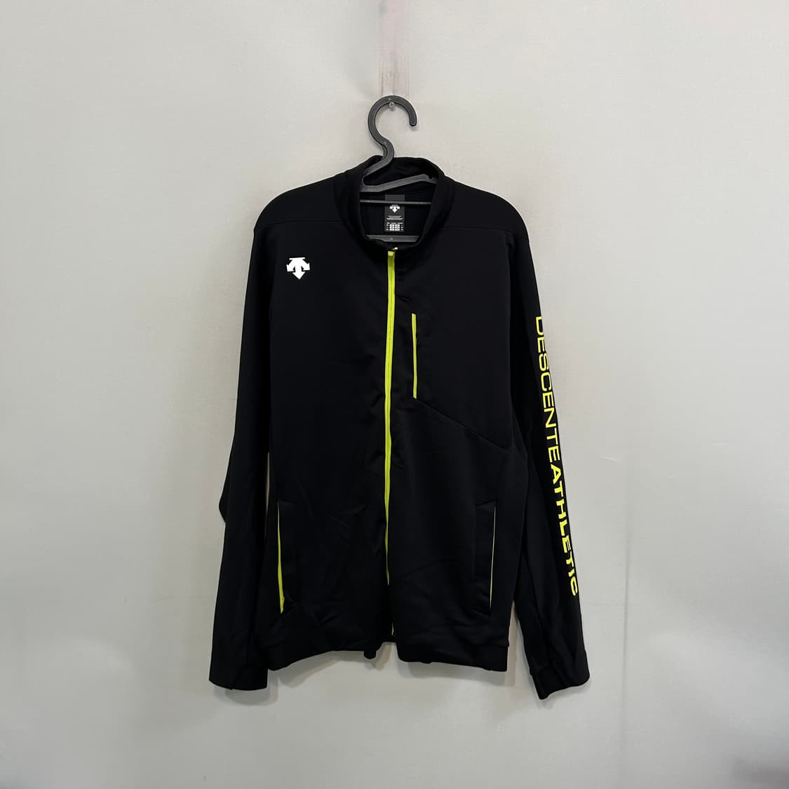 데상트 남성 집업 110 상품이미지1