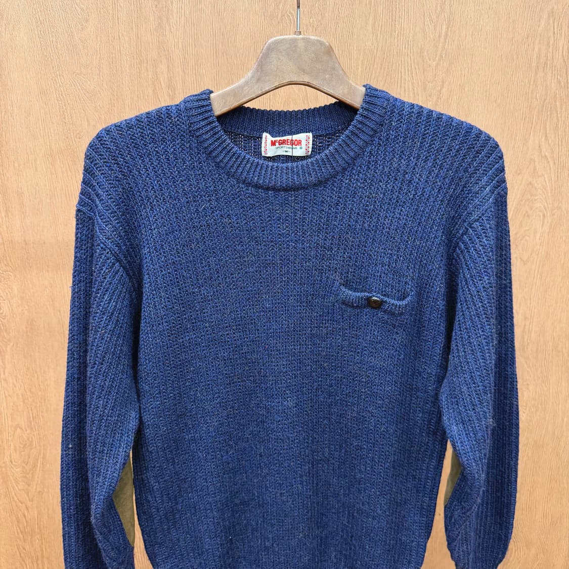 맥그리거 멜란지 니트 체스트 싱글 버튼 포켓 엘보 패치 디테일 네이비 상품이미지4