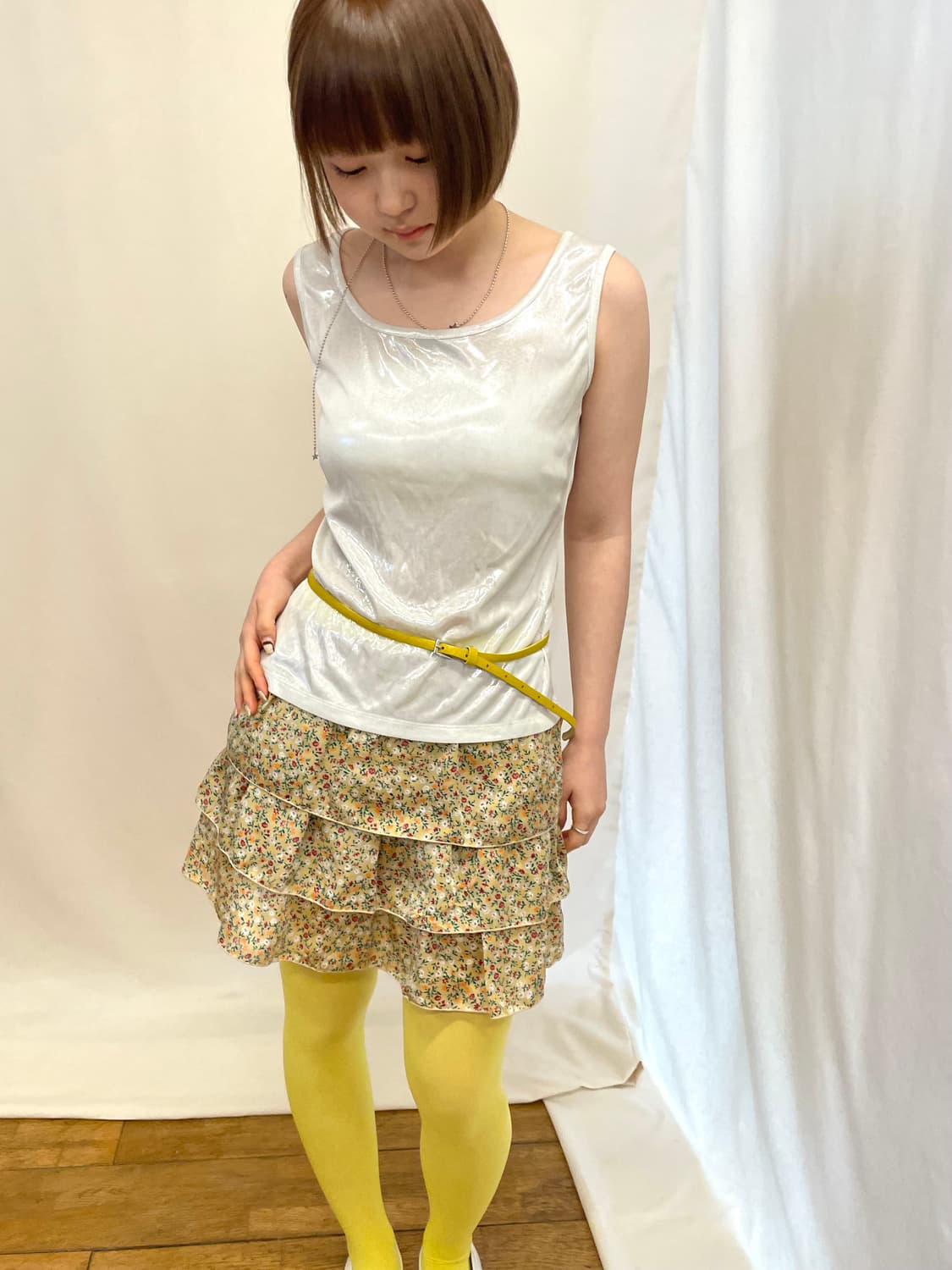 glossy sleeveless 상품이미지1