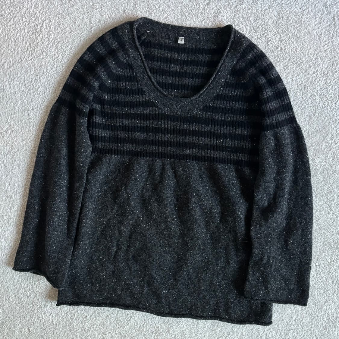일본빈티지 y2k 차콜 블랙 스트라이프 작사 니트 상품이미지1