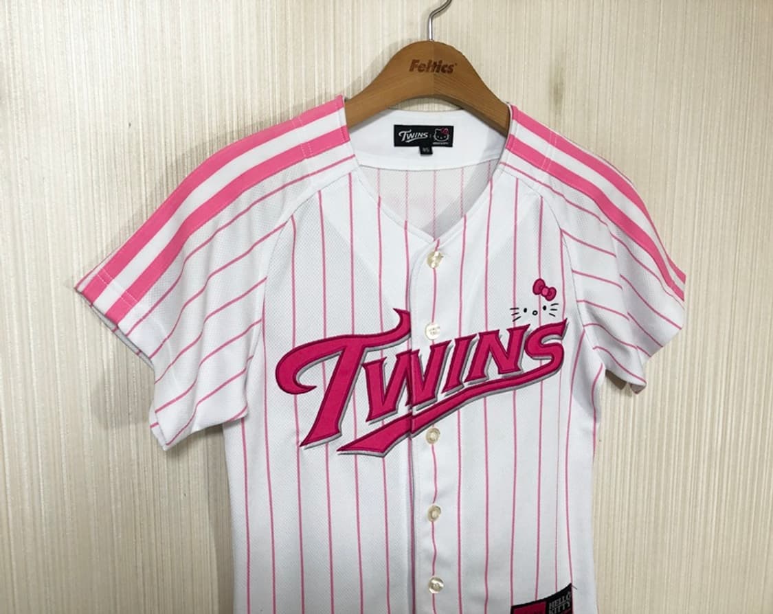 KBO LG트윈스X헬로키티 콜라보유니폼/져지 85 #2 오지환(싸인) 상품이미지5