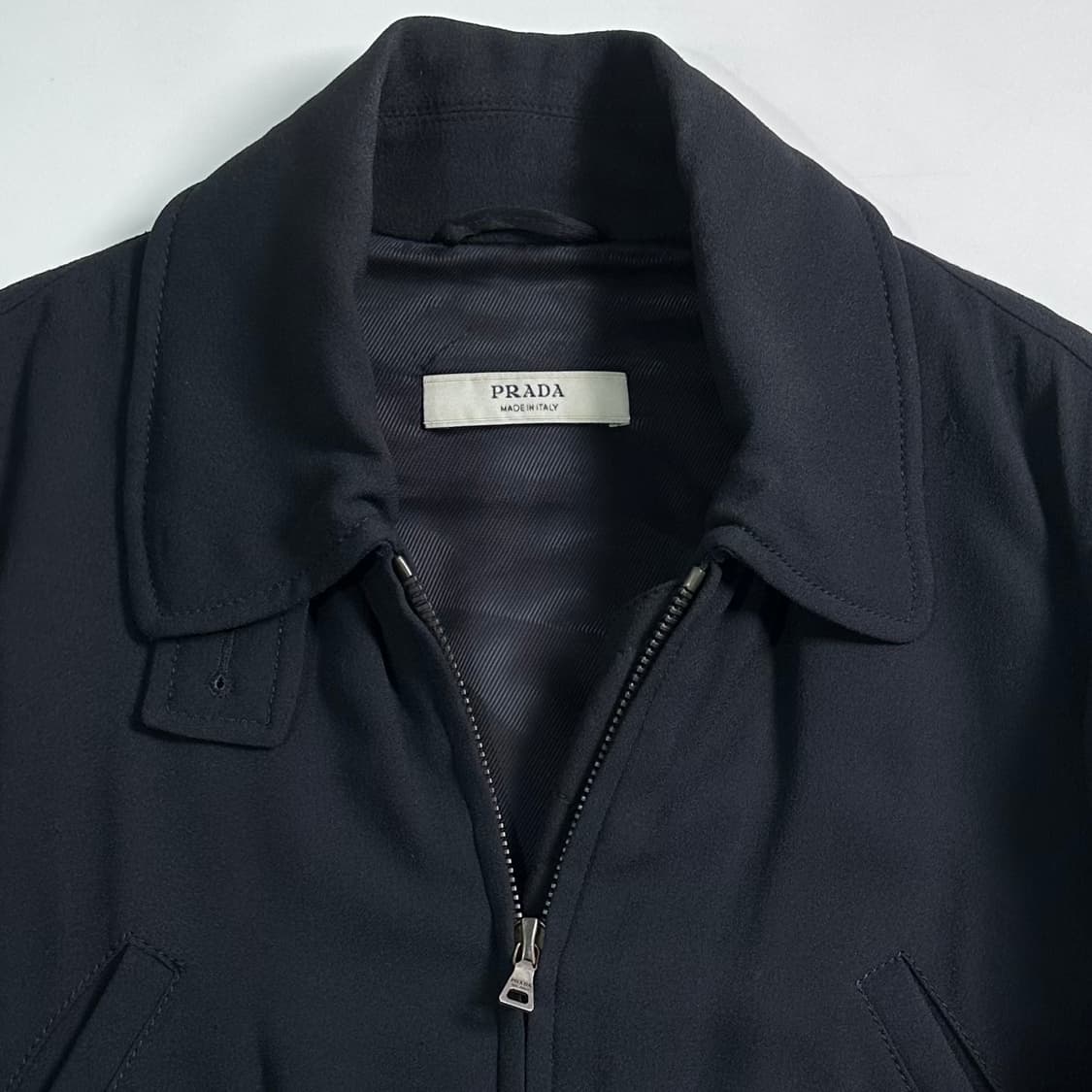 프라다 네이비 크롭 자켓 상품이미지6