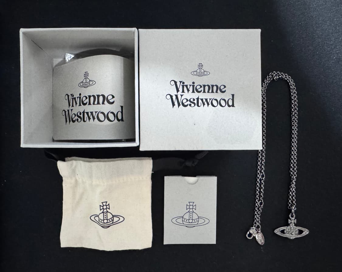 비비안 웨스트우드 미니 바스 릴리프 펜던트 실버 건 메탈 상품이미지1