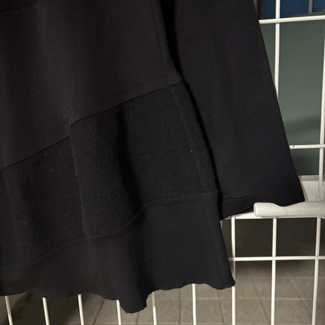 꼼데가르송 트리콧 비대칭 패널 롱 니트 상품이미지4