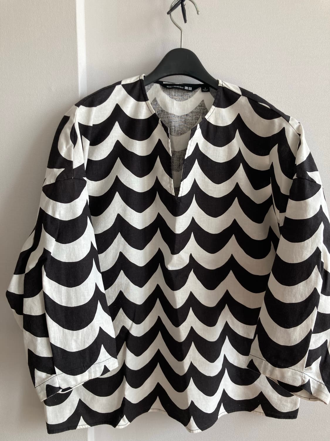 유니클로 마리메꼬 블라우스 상품이미지1