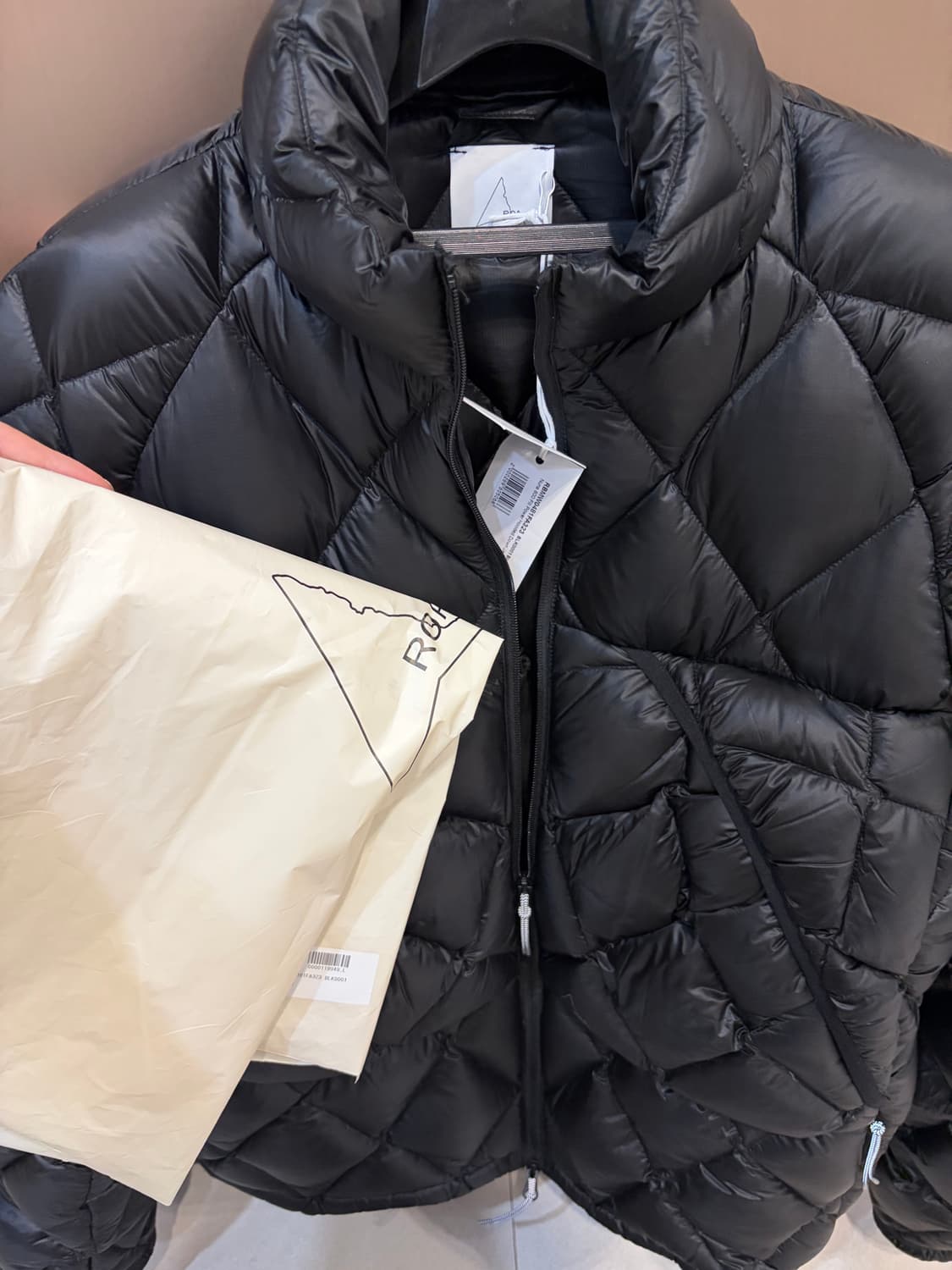 로아 누나필파워800L사이즈 판매하거나 xl사이즈 교환합니다 상품이미지6