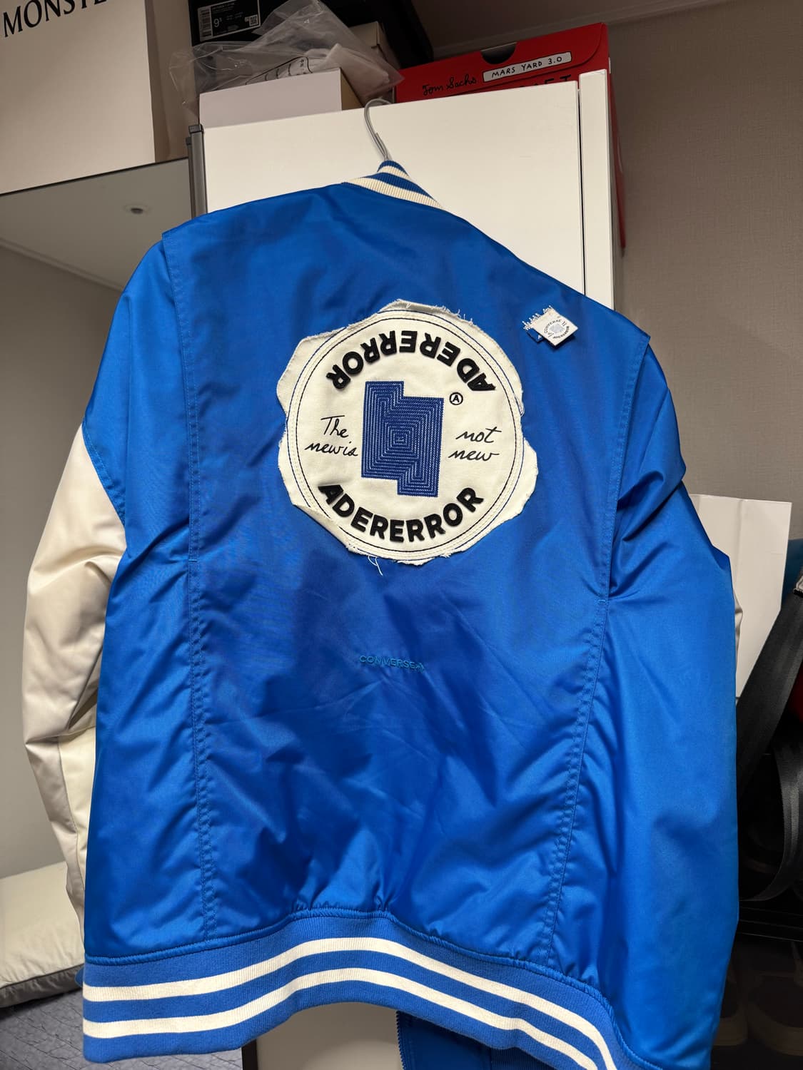 아더에러 컨버스 바시티 자켓 L 판매합니다 상품이미지1