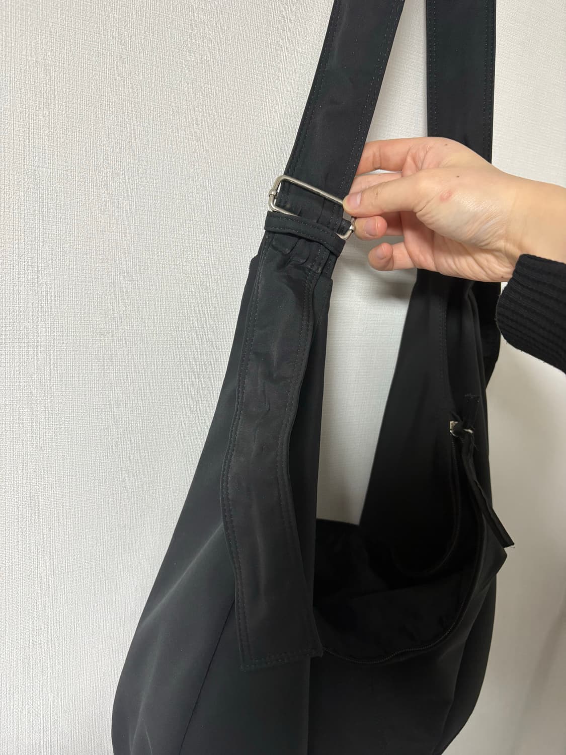 SUADE 크로스백 블랙 상품이미지6