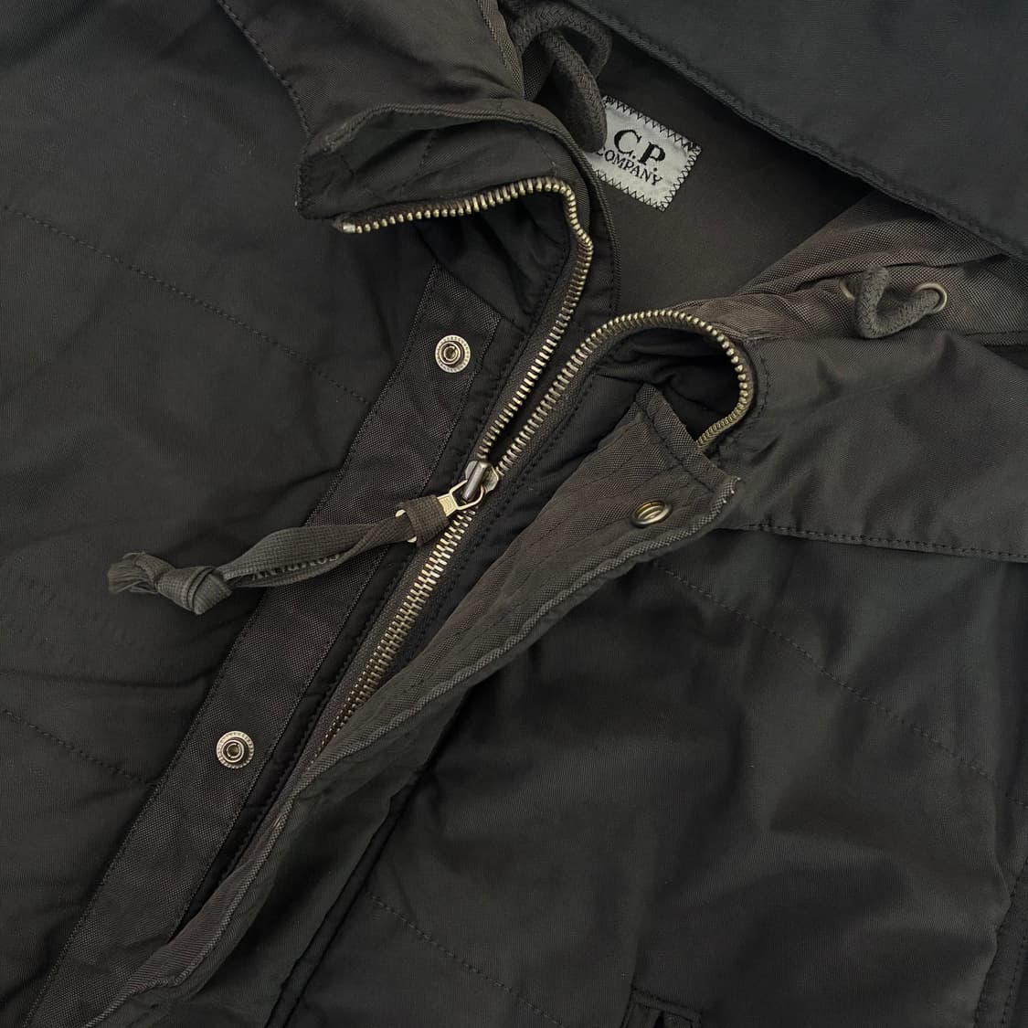C.P company 씨피컴퍼니 암프린팅 90‘s 후드 패딩 상품이미지5
