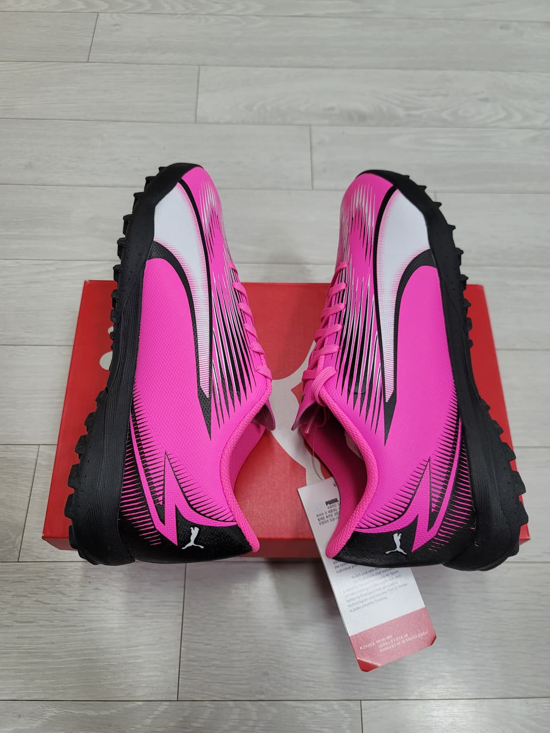 (255)푸마 풋살화 울트라 플레이 TT[대전 직거래도 가능] 상품이미지1