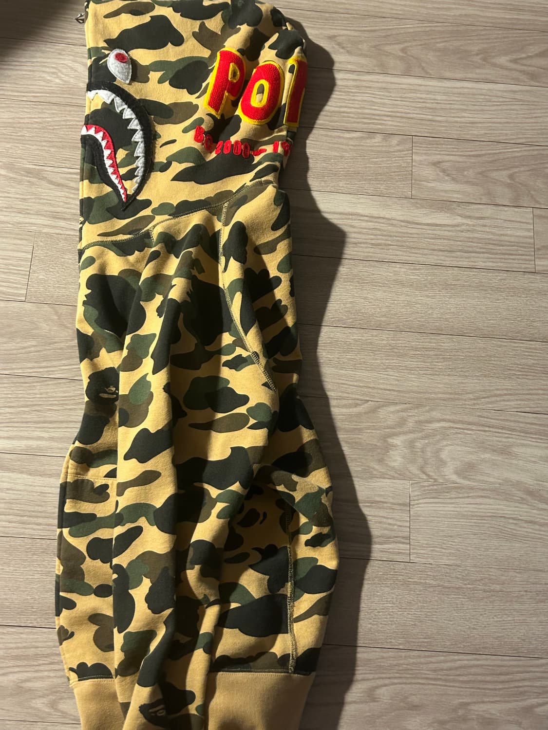 베이프 샤크후드 L (교신 O) 상품이미지2