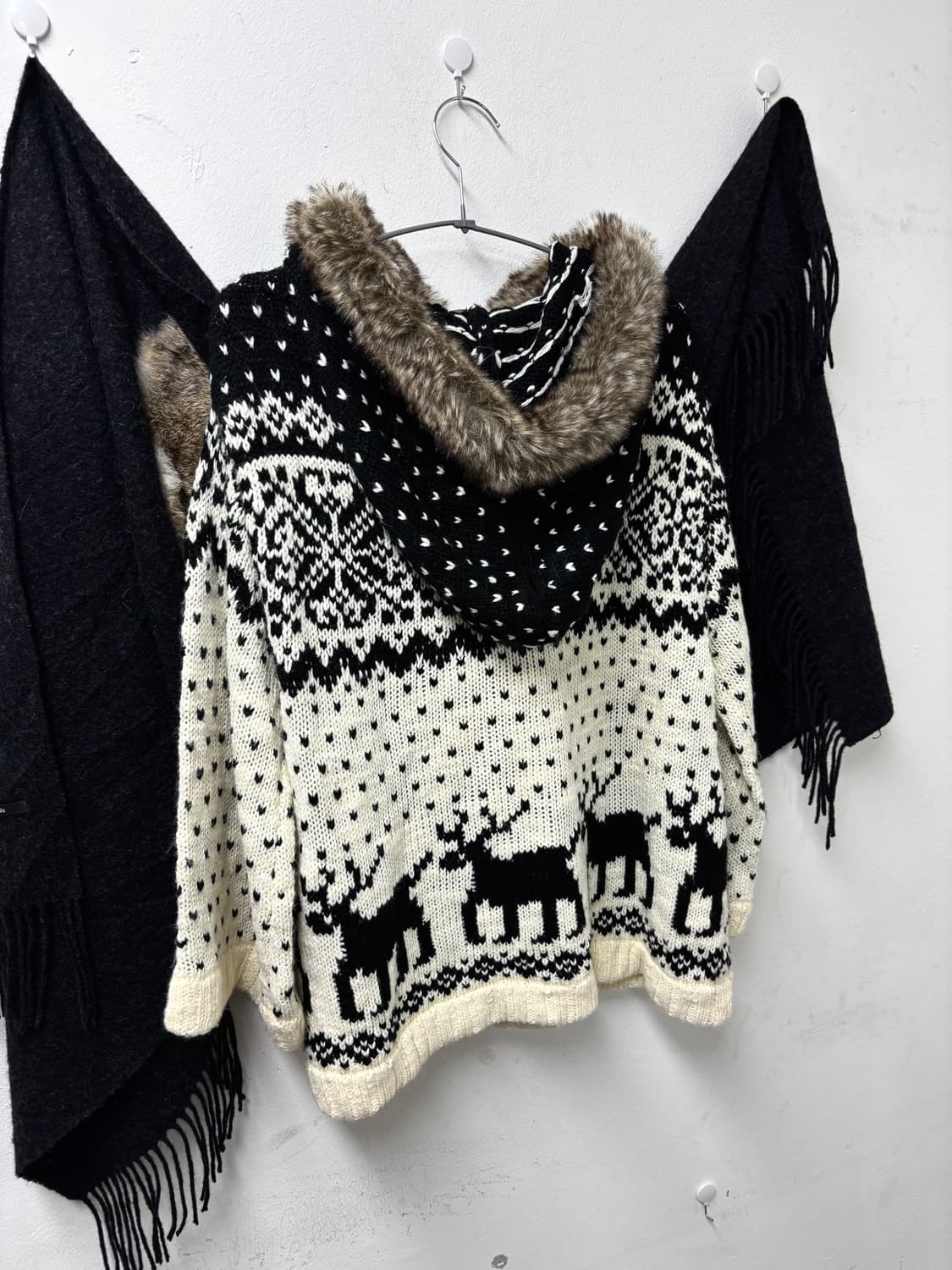 “Vintage” Y2K Design Fur Cardigan 상품이미지8