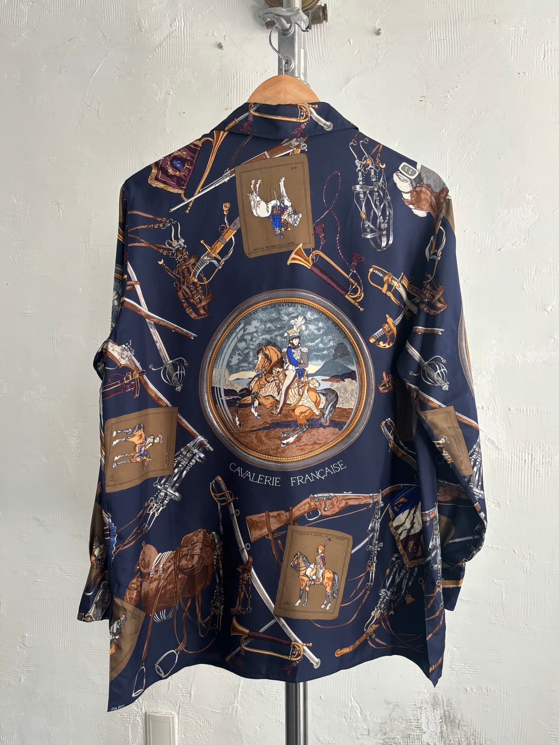 Hermes 에르메스 에퀘스트리안 프린팅 실크 셔츠  상품이미지8