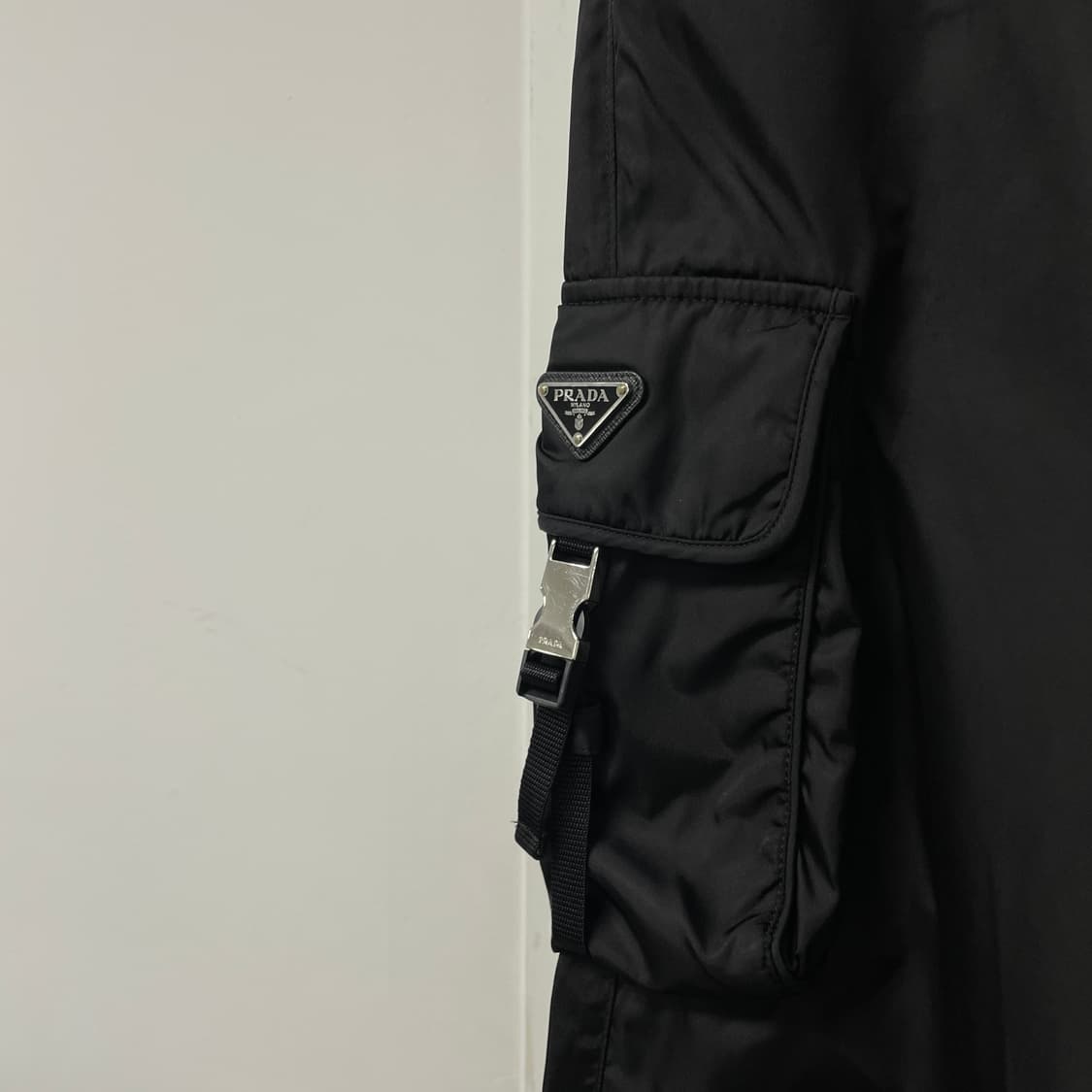프라다 리나일론 카고 팬츠 46 상품이미지4