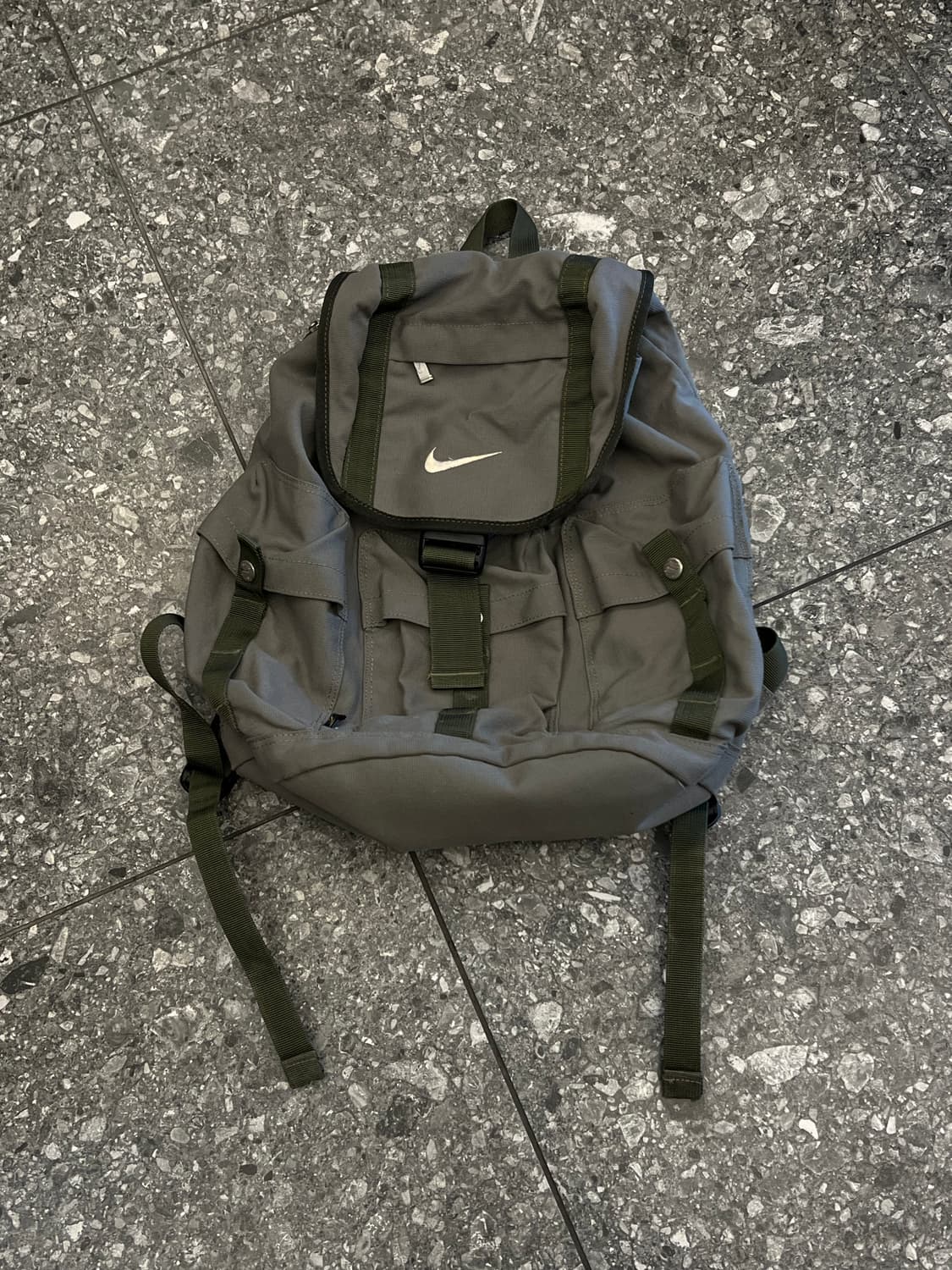 나이키 레트로 올드스쿨 백팩 유니크 처분  상품이미지1
