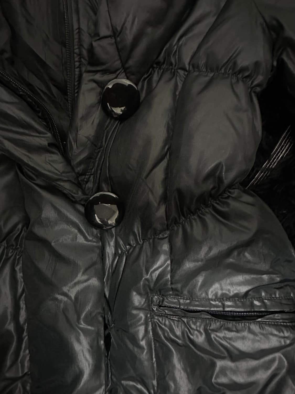  Big button black padded jacket 상품이미지4