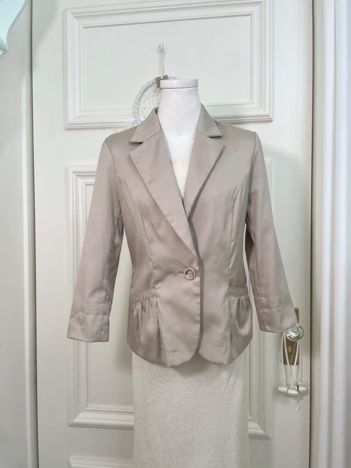 beige back bow shirring summer jacket 상품이미지1