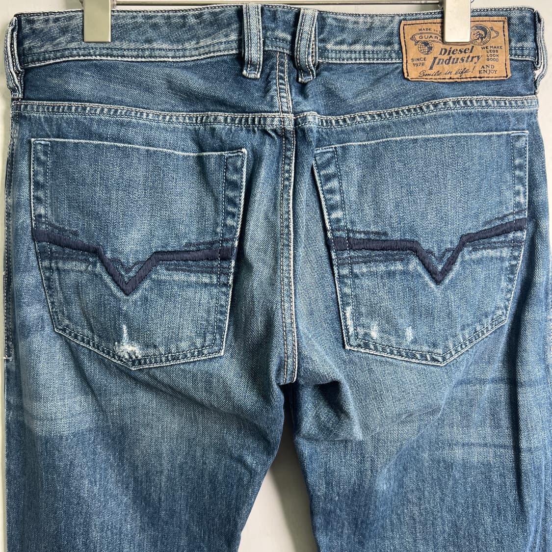 Diesel 디젤 자티니 슬림 부츠컷 데님 팬츠 31 상품이미지6