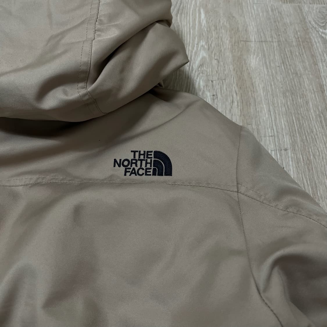 노스페이스 맥머도 시리즈 덕다운 후드 패딩 점퍼 [베이지] S/90 상품이미지5