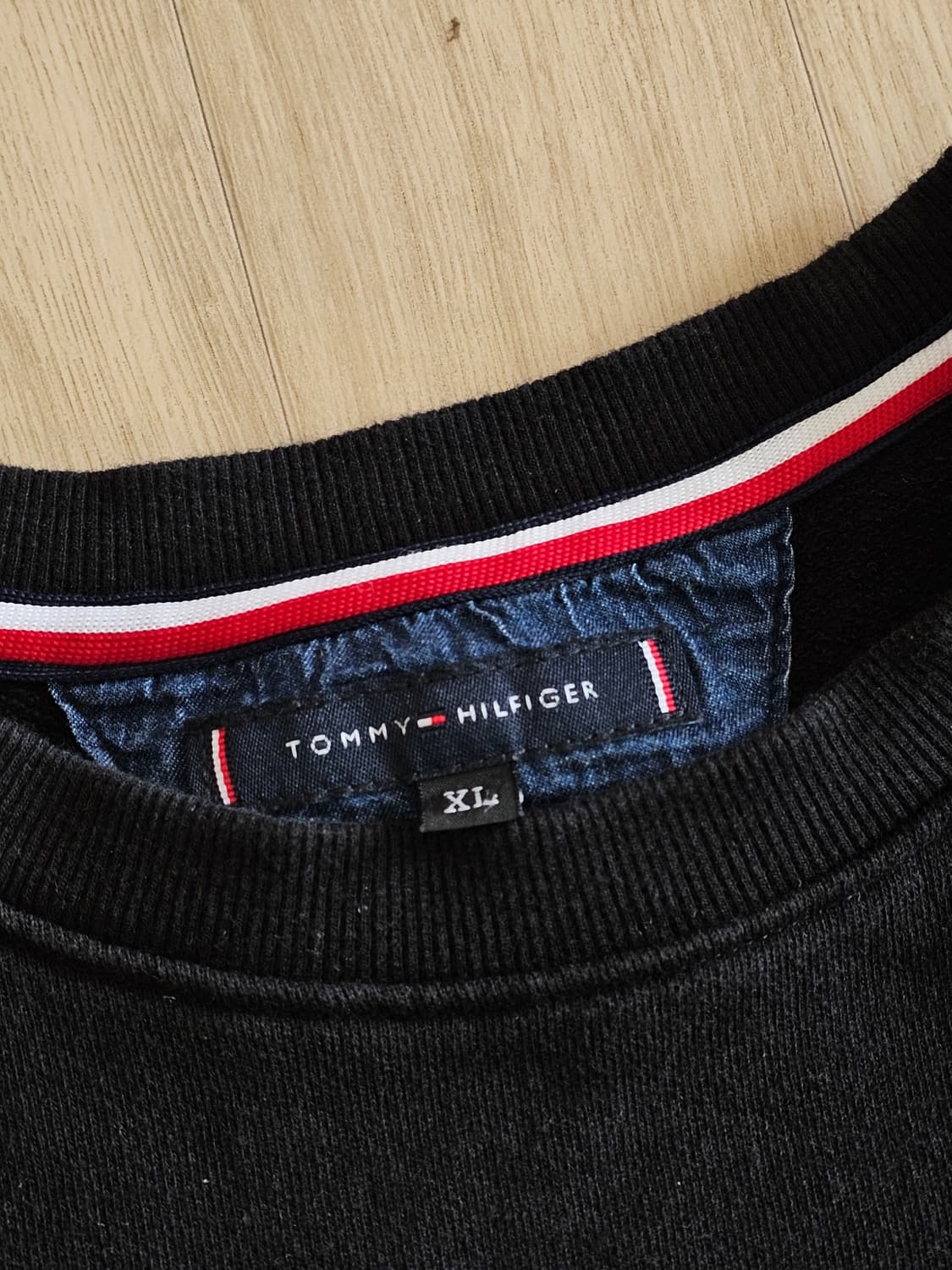 타미힐피거 블랙 맨투맨 XL 상품이미지4