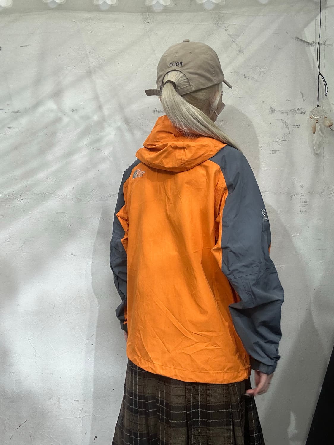 노스페이스 오렌지 그레이 바람막이 고프코어 등산 바람막이 자켓 M 상품이미지3