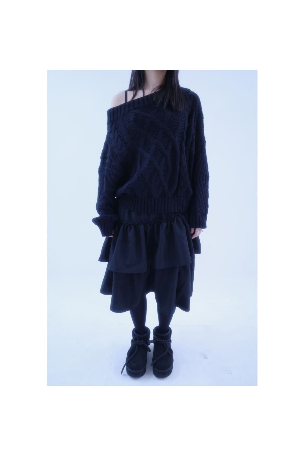 슈미 꽈배기 오프숄더 니트 새상품 상품이미지6