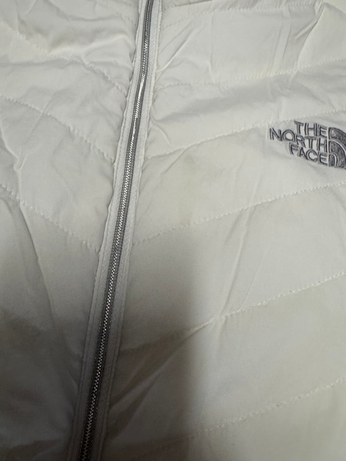 여성 노스페이스 V-motion 화이트라벨 기능성 경량 패딩 자켓 s 상품이미지5