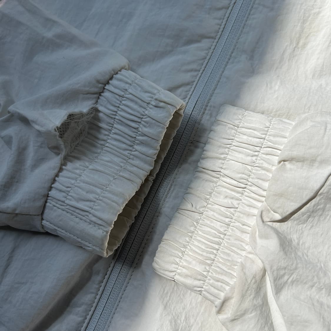 퓨마 빅로고 화이트 바람막이 상품이미지5