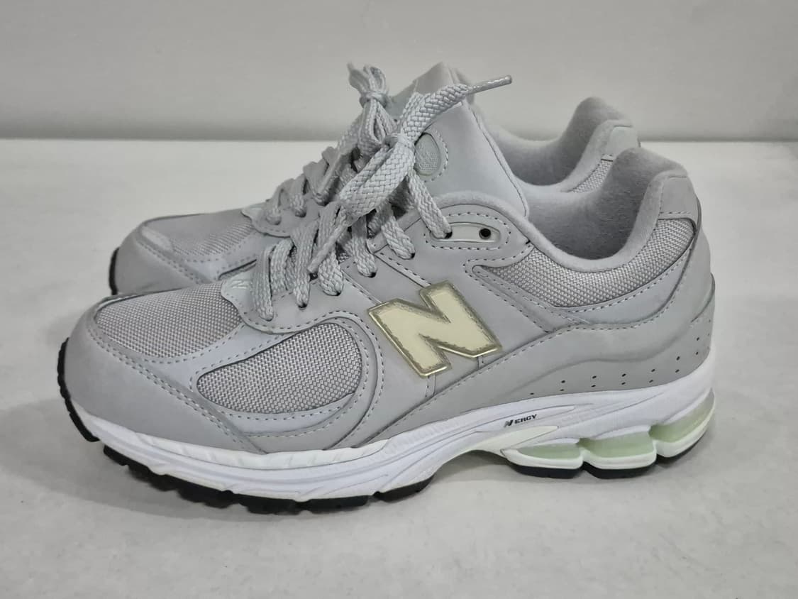 뉴발란스 2002R 라이트 그레이 민트(225) 상품이미지4