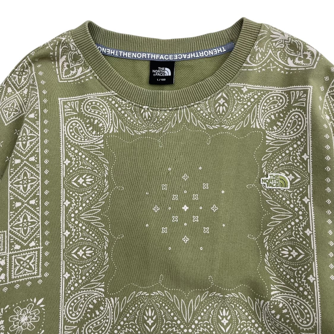 노스페이스 말차맛 반다나패턴 맨투맨 L 상품이미지4