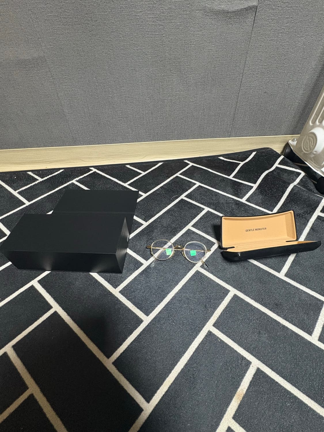 젠틀몬스터 디어클래식 골드 상품이미지1