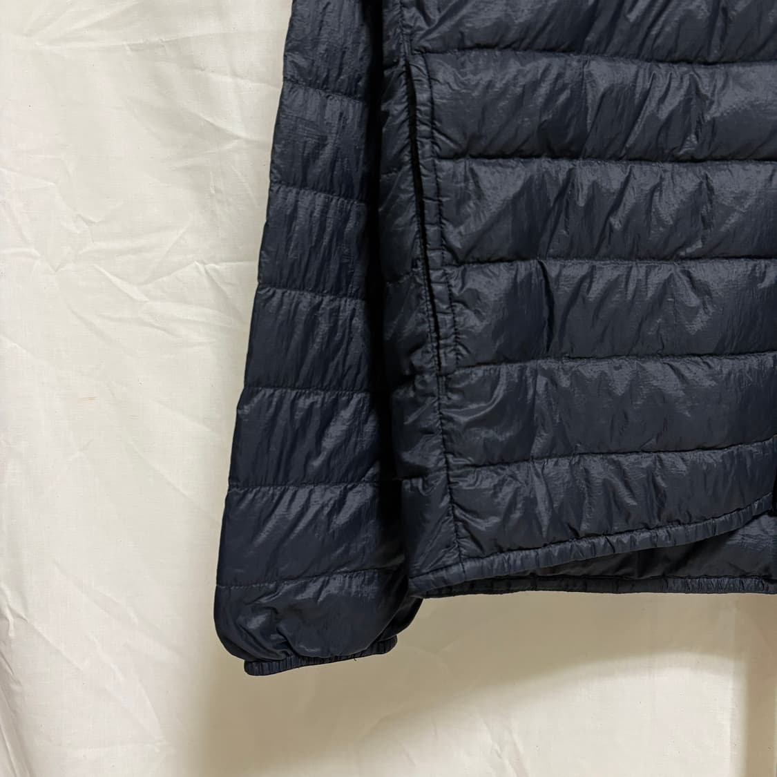 몽벨 슈페리어 라운드넥 800필 경량패딩 다운 자켓 / 블랙, L 상품이미지6