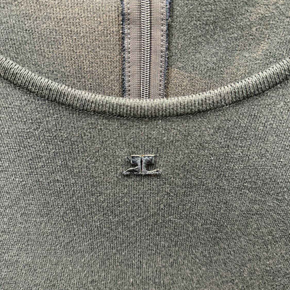 꾸레쥬 미디 원피스 5부 소매 허리 스트랩 디테일 슬림핏 차콜 그레이 상품이미지6